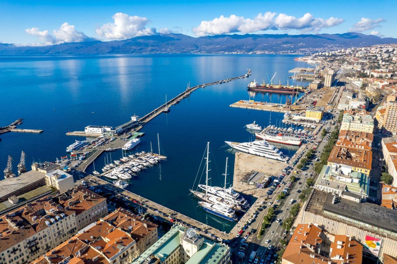 My Way Room, Parking, Sea View, Terrace Rijeka Dış mekan fotoğraf